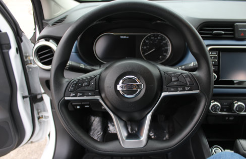 Used 2023 Nissan Versa SV w/ Trunk Package image 21