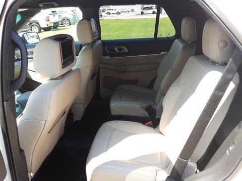 Used 2018 Ford Explorer Limited w/ Equipment Group 301A image 11
