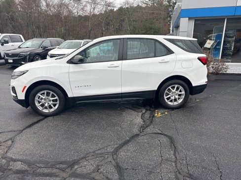 Certified 2022 Chevrolet Equinox LS w/ LPO, Floor Liner Package image 2