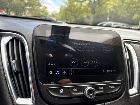 Used 2020 Chevrolet Malibu LT image 28
