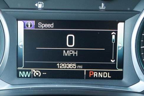 Used 2018 Chevrolet Traverse LT image 36