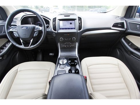 Used 2020 Ford Edge SEL w/ Convenience Package image 11