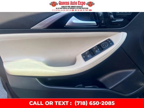 Used 2018 INFINITI QX30 Premium image 12