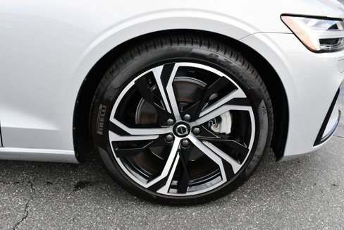 Used 2024 Volvo S60 B5 Core w/ Climate Package image 64