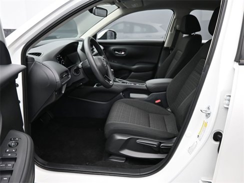 Used 2025 Honda HR-V LX image 24