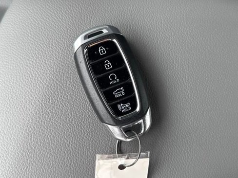 Certified 2023 Hyundai Elantra SEL w/ Convenience Package image 29