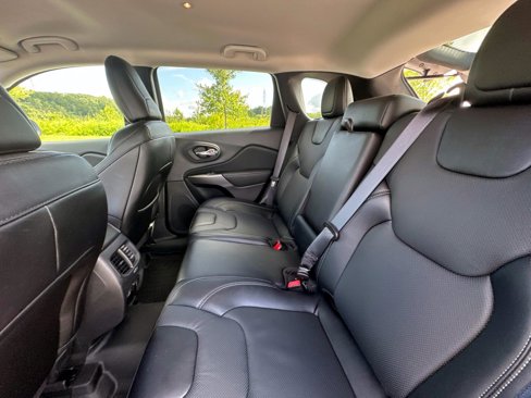 Used 2022 Jeep Cherokee Latitude Lux image 15