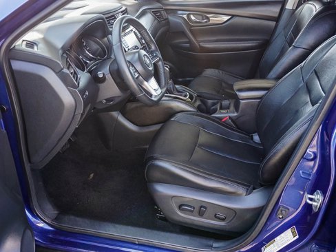Used 2019 Nissan Rogue SL image 18