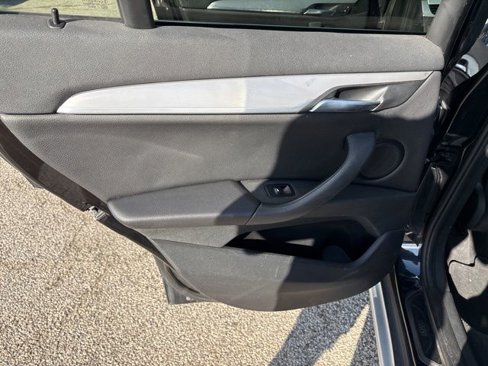 Used 2018 BMW X1 xDrive28i image 17
