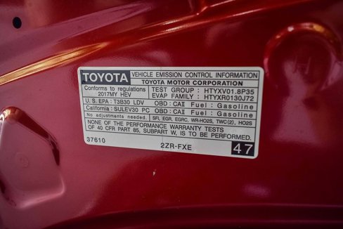 Used 2017 Toyota Prius Prime Premium image 24