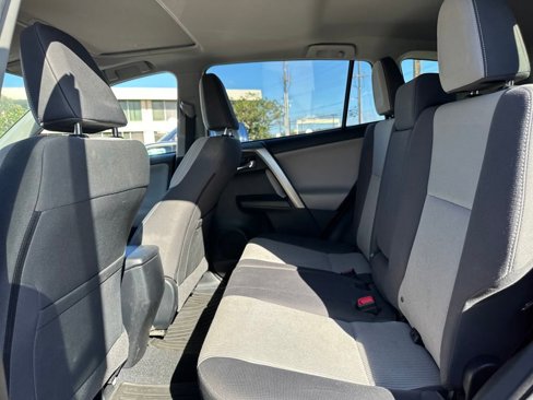 Used 2015 Toyota RAV4 XLE image 14