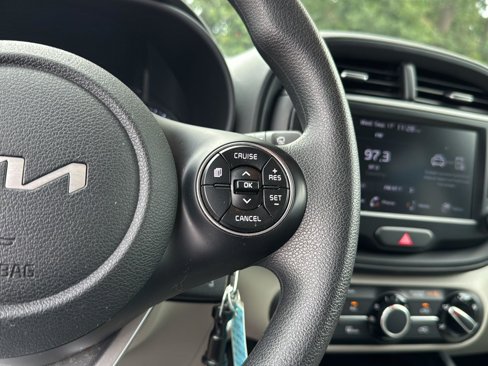 Used 2022 Kia Soul LX image 19
