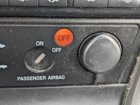 Used 2002 Ford Thunderbird image 26