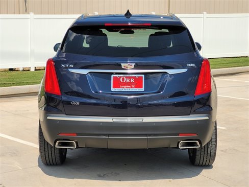 Used 2017 Cadillac XT5 Premium Luxury w/ Advanced Security Package image 5