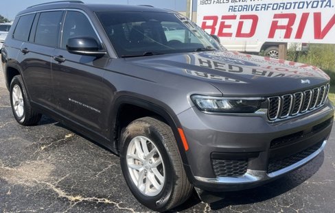 Used 2023 Jeep Grand Cherokee L Laredo w/ Luxury Tech Group I image 2