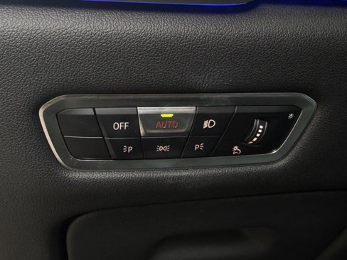 Used 2022 BMW X5 sDrive40i w/ Premium Package image 17