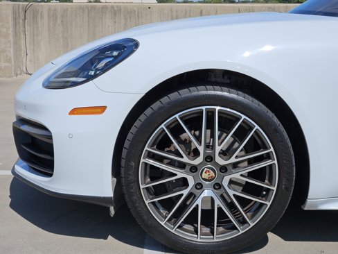 Certified 2021 Porsche Panamera image 13