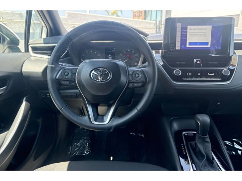 Used 2025 Toyota Corolla SE image 16