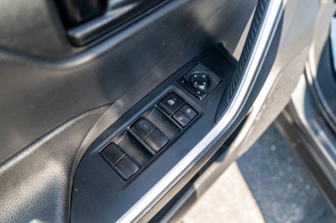 Used 2019 Toyota RAV4 LE image 16