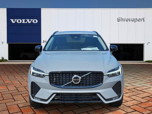 New 2025 Volvo XC60 B5 Core w/ Protection Package Premier image 2
