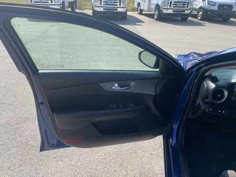 Used 2021 Kia Forte LXS image 17