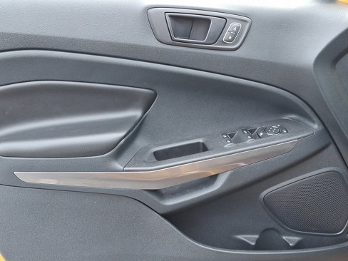 Used 2021 Ford EcoSport SES w/ Interior Protection Package image 13