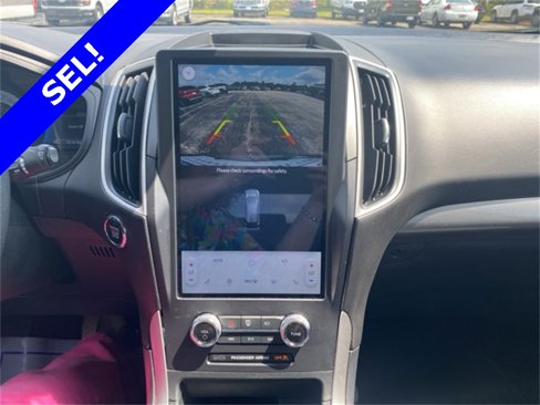Used 2024 Ford Edge SEL image 6