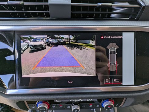 New 2025 Audi Q3 2.0T Premium image 15