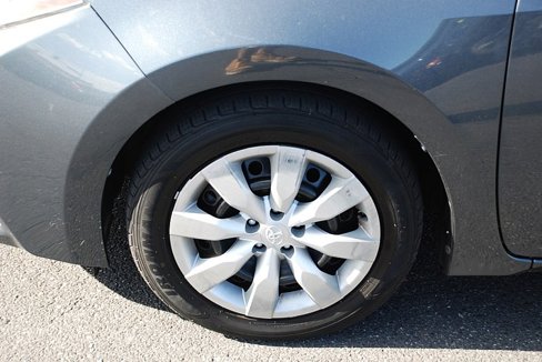 Used 2015 Toyota Corolla LE image 21