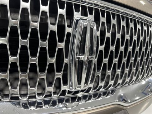 Used 2019 Lincoln MKC Select w/ Select Plus Package image 9
