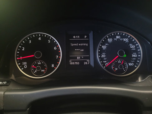 Used 2016 Volkswagen Tiguan S image 23