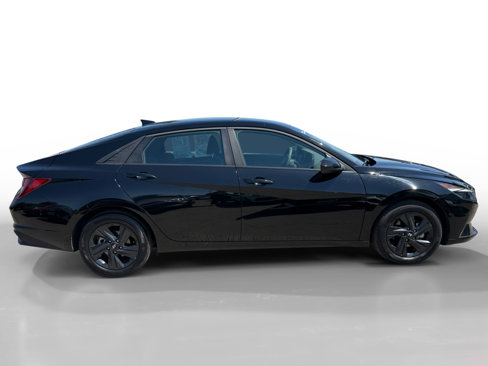 Certified 2023 Hyundai Elantra SEL image 6