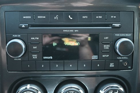 Used 2011 Dodge Challenger image 23