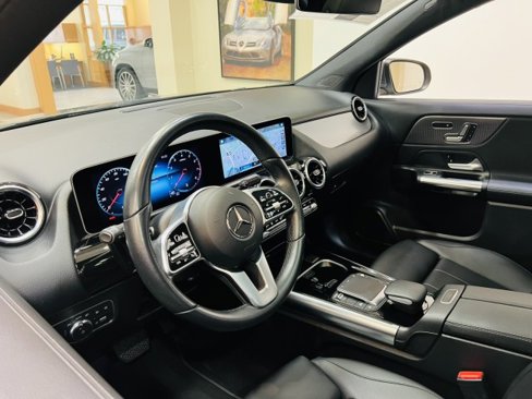 Certified 2021 Mercedes-Benz GLA 250 4MATIC image 48