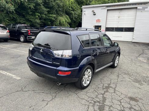 Used 2012 Mitsubishi Outlander SE image 11