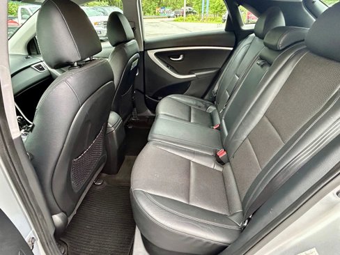 Used 2015 Hyundai Elantra GT w/ Option Group 02 image 13