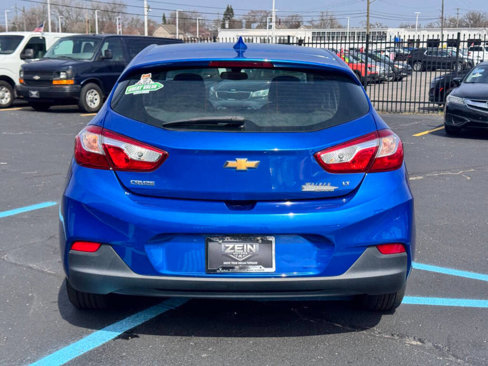 Used 2018 Chevrolet Cruze LT w/ Convenience Package image 25