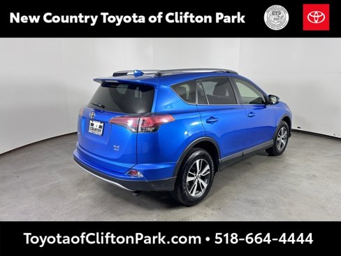 Used 2018 Toyota RAV4 XLE image 3