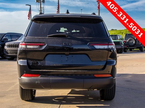 New 2025 Jeep Grand Cherokee L Altitude image 8