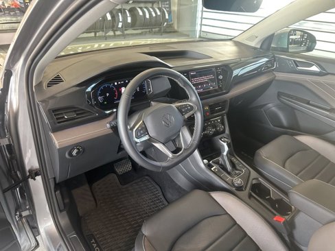 Certified 2024 Volkswagen Taos SEL image 10