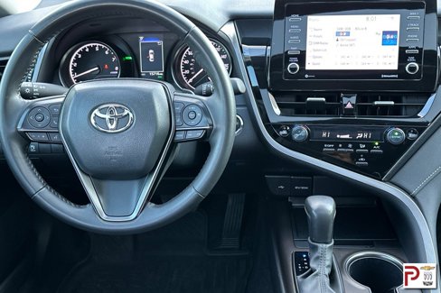 Used 2024 Toyota Camry SE image 15