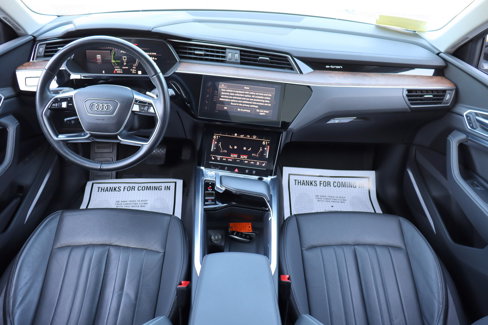 Used 2019 Audi e-tron Premium Plus image 10