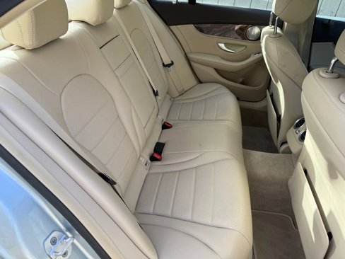 Used 2015 Mercedes-Benz C 300 4MATIC Sedan image 17