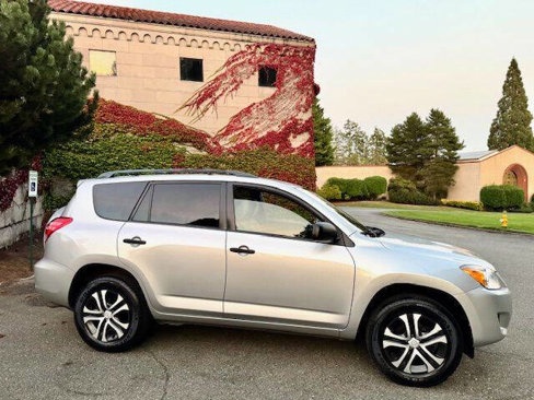 Used 2012 Toyota RAV4 4WD image 5