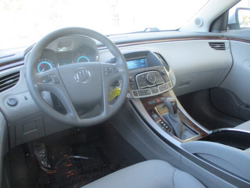 Used 2010 Buick LaCrosse CXL image 7