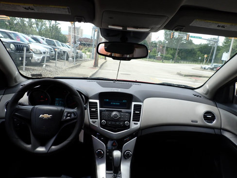 Used 2015 Chevrolet Cruze LS image 23