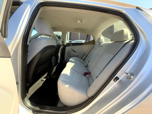 Used 2013 Kia Optima LX image 25