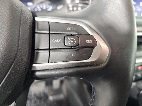 Certified 2022 Jeep Compass Latitude w/ Convenience Group image 15