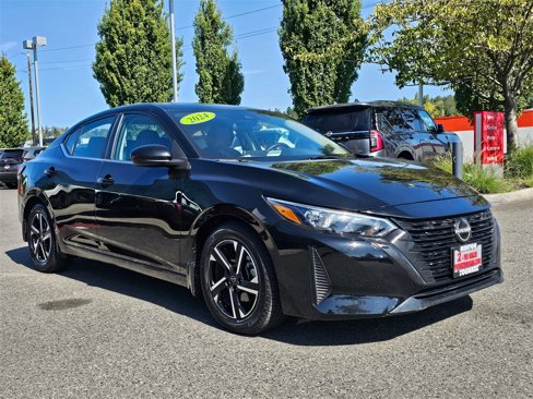Used 2024 Nissan Sentra SV image 3