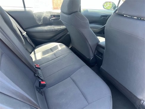 Used 2022 Toyota Corolla LE image 23